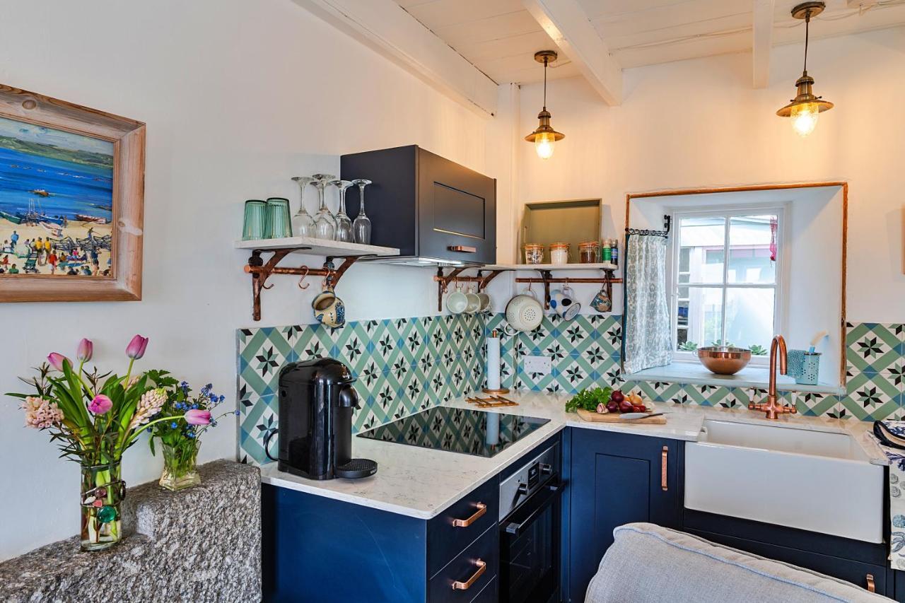 Finest Retreats - Cosy Mousehole Cottage With Sea Views Bagian luar foto