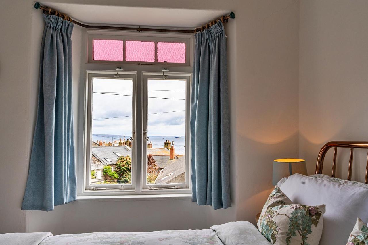 Finest Retreats - Cosy Mousehole Cottage With Sea Views Bagian luar foto