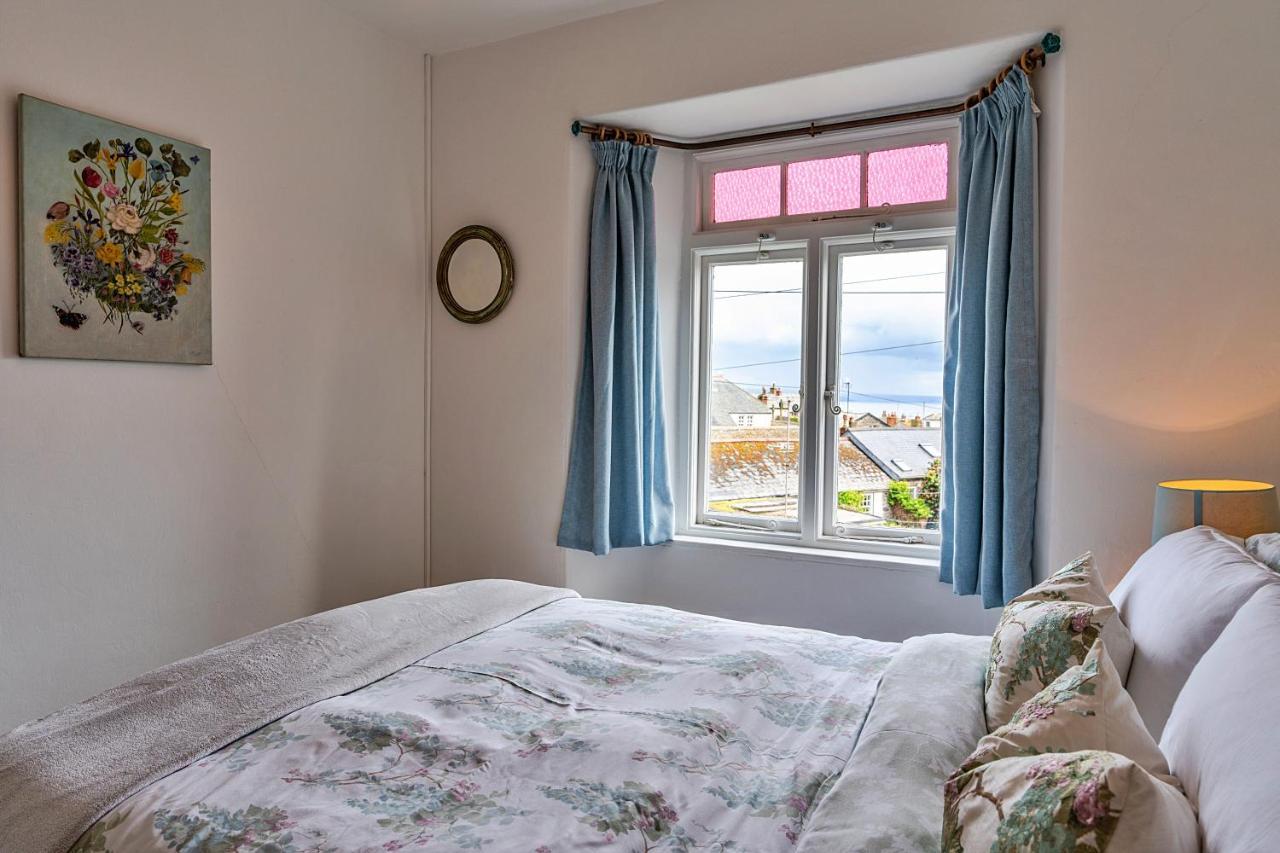 Finest Retreats - Cosy Mousehole Cottage With Sea Views Bagian luar foto