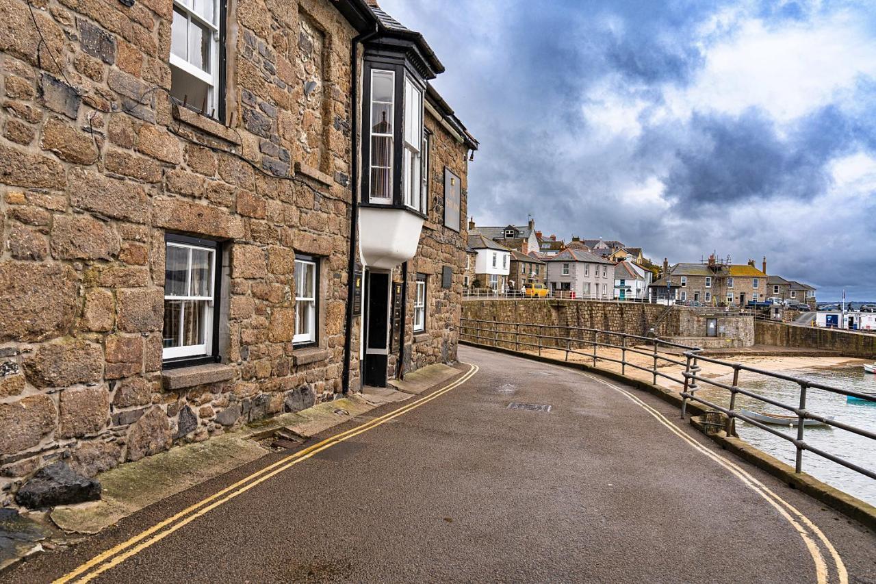 Finest Retreats - Cosy Mousehole Cottage With Sea Views Bagian luar foto