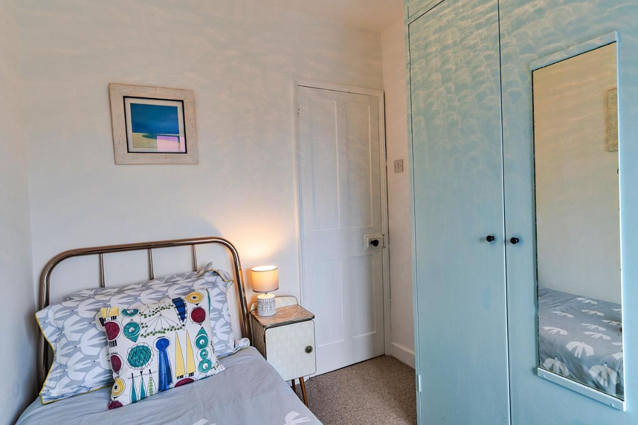 Finest Retreats - Cosy Mousehole Cottage With Sea Views Bagian luar foto